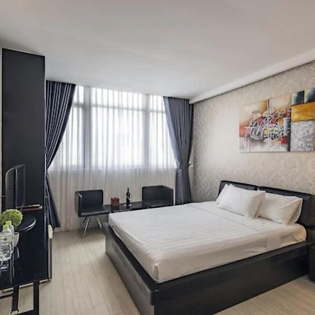 Ben Thanh Market - Hotel Premium Хошимин Экстерьер фото
