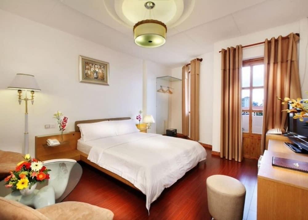 Ben Thanh Market - Hotel Premium Хошимин Экстерьер фото