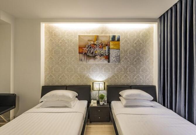 Ben Thanh Market - Hotel Premium Хошимин Экстерьер фото