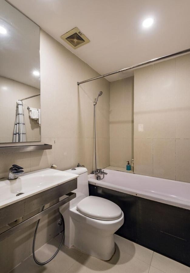 Ben Thanh Market - Hotel Premium Хошимин Экстерьер фото