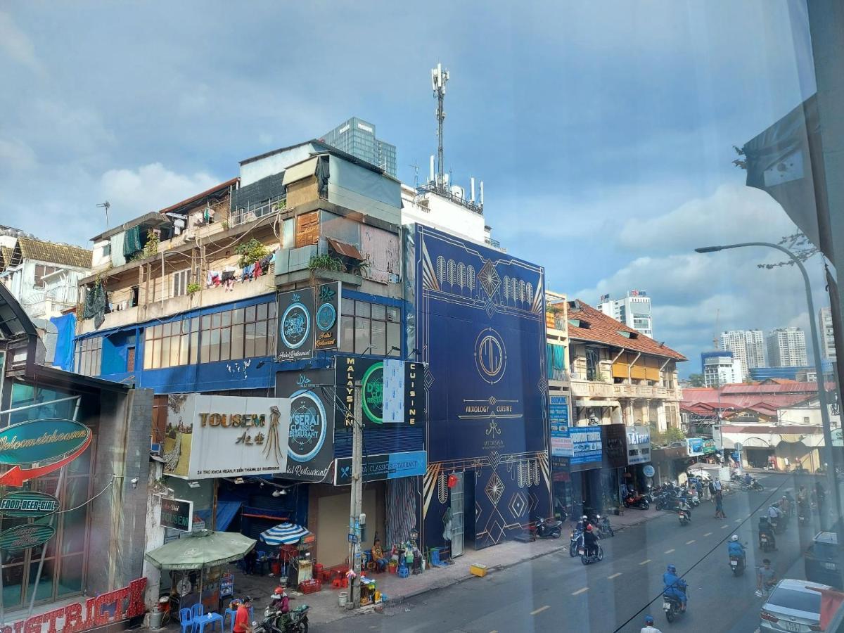 Ben Thanh Market - Hotel Premium Хошимин Экстерьер фото
